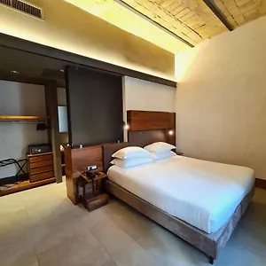 Aparthotel Gasometer Urban, Rome